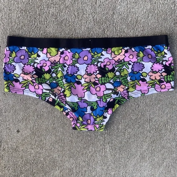 MeUndies Cheeky Brief Bundle - Picture 4 of 8